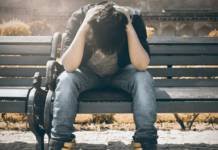 डिप्रेशन के लक्षण और कारण – Top 22 Signs of Depression डिप्रेशन के लक्षण और कारण - Top 20 Signs of Depression