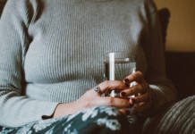 गर्भावस्था में पानी की कमी के लक्षण और नुकसान क्या हैं? गर्भावस्था में पानी की कमी के नुकसान – Dehydration in Pregnancy