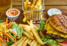 हाई ब्लड प्रेशर में क्या ना खाएं? – 11 Foods To Avoid With High BP हाई ब्लड प्रेशर में क्या ना खाएं? - Top 11 Foods To Avoid With High BP